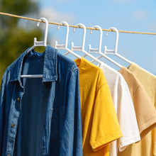 Plastic Clothes Hangers – Set of 6
