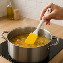 Spatula and Pastry Brush for Cake Decoration