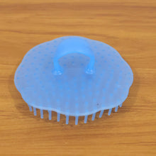 Portable scalp cleaning shampoo tool