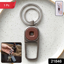 Premium Metal Key Holder with Secure and Stylish Keychain (1 Pc)