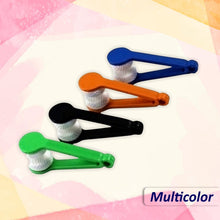 Microfiber cleaner for glasses and sunglasses, mini and efficient.