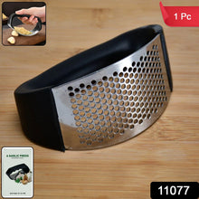 Stainless steel garlic crusher for easy cooking
