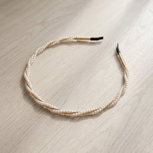 Elegant Pearl Design Hairband (1 Pc)