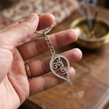 spiritual krishna shankh keychain