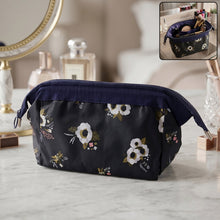 Stylish Multipurpose Cosmetic Storage Pouch Bag (1  Pc, 18x12 Cm)