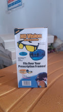 Night HD Vision Driving Anti Glare Eyeglasses - comparison shot