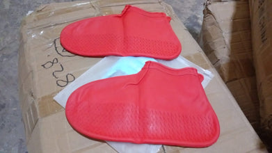 portable waterproof shoe protector